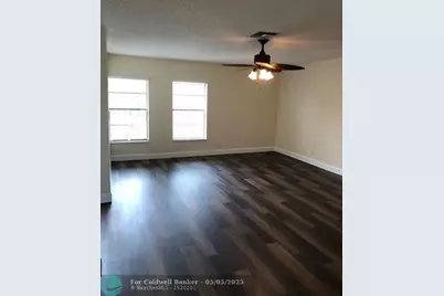 22028  Las Brisas Cir, Boca Raton, FL 33433 - Photo 9