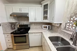 4525 NW 3rd Ct, Delray Beach, FL 33445 - Photo 5