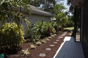 6102 SE Oakmont Pl, Stuart, FL 34997 - Photo 7