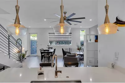 1045 NE 18th Ave, Unit #105, Fort Lauderdale, FL 33304 - Photo 9