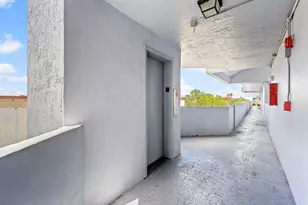 310 Fontainebleau Blvd, Miami, FL 33172 - Photo 19