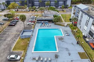 310 Fontainebleau Blvd, Miami, FL 33172 - Photo 17