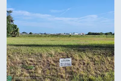 7933  Castile Rd, Sebring, FL 33876 - Photo 7