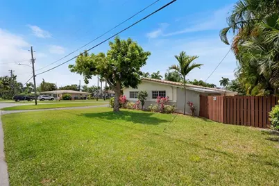 2113 NE 29th Ct, Fort Lauderdale, FL 33306 - Photo 31