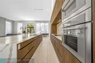 1000 SW 93rd Ave, Plantation, FL 33324 - Photo 13