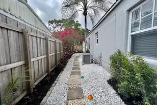 819 SW 9th Terrace, Fort Lauderdale, FL 33315 - Photo 15