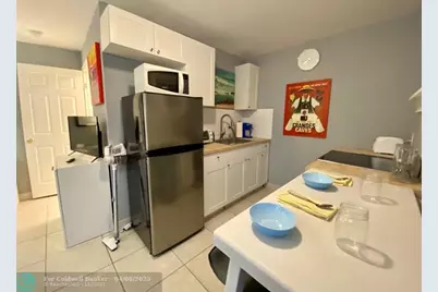 819 SW 9th Ter, Fort Lauderdale, FL 33315 - Photo 11