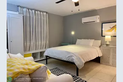 819 SW 9th Ter, Fort Lauderdale, FL 33315 - Photo 13