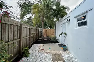 819 SW 9th Terrace, Fort Lauderdale, FL 33315 - Photo 3