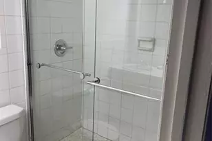 8405 NW 61st St, Tamarac, FL 33321 - Photo 11