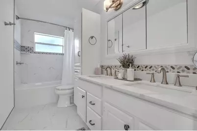 1611 SW 3rd Ave, Pompano Beach, FL 33060 - Photo 23