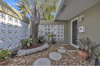 1611 SW 3rd Ave, Pompano Beach, FL 33060 - Photo 7