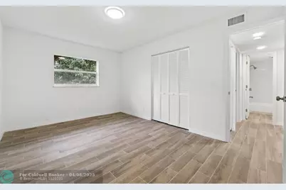 1301  Emerald Ter, Unit #5, Fort Pierce, FL 34950 - Photo 11