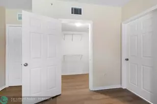 6492 Emerald Dunes Dr, West Palm Beach, FL 33411 - Photo 19