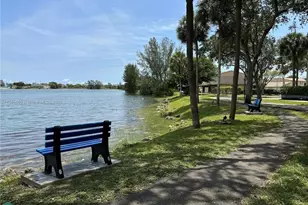 3500 Blue Lake Dr, Pompano Beach, FL 33064 - Photo 19