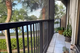 3500 Blue Lake Dr, Pompano Beach, FL 33064 - Photo 17