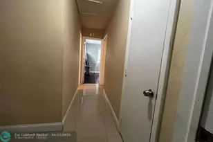 1804 NW 18th Ct, Fort Lauderdale, FL 33311 - Photo 23