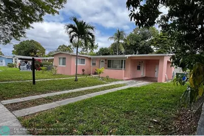 1804 NW 18th Ct, Fort Lauderdale, FL 33311 - Photo 3