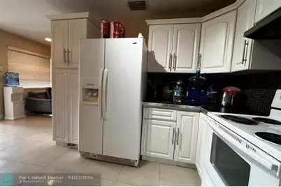 1804 NW 18th Ct, Fort Lauderdale, FL 33311 - Photo 13