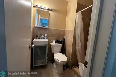 1804 NW 18th Ct, Fort Lauderdale, FL 33311 - Photo 21