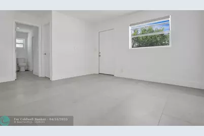 1010 N 16th Ave, Hollywood, FL 33020 - Photo 11