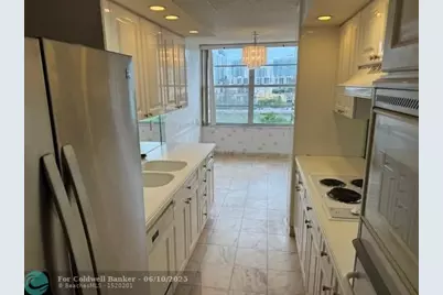 230  174th St, Unit #814, Sunny Isles Beach, FL 33160 - Photo 11