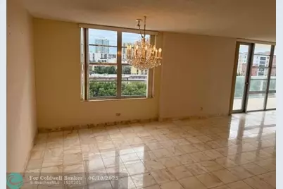 230  174th St, Unit #814, Sunny Isles Beach, FL 33160 - Photo 3