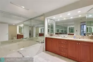 20191 E Country Club Dr, Miami, FL 33180 - Photo 15