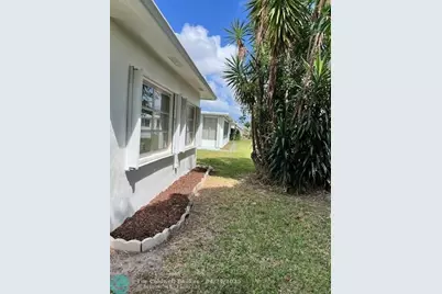 7110 NW 72 Street, Tamarac, FL 33321 - Photo 21