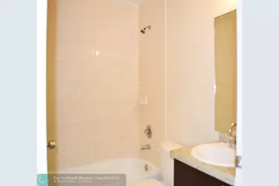 2911 NW 135th St, Opa-Locka, FL 33054 - Photo 7