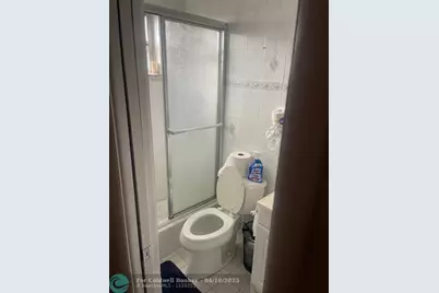 16790 NE 14th Ave, Unit #103, Miami, FL 33162 - Photo 15