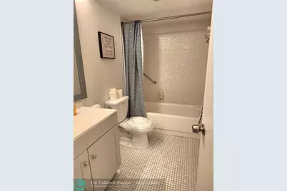 9521  Sunrise Lakes Blvd, Unit #103, Sunrise, FL 33322 - Photo 7