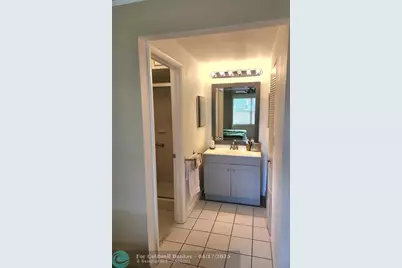 9521  Sunrise Lakes Blvd, Unit #103, Sunrise, FL 33322 - Photo 13