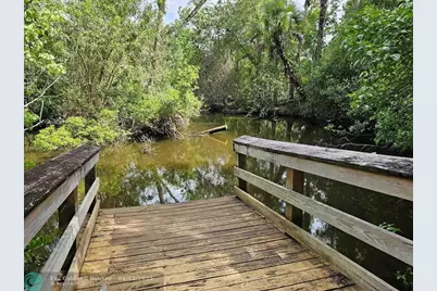 532 NE Canoe Park Cir, Port Saint Lucie, FL 34983 - Photo 13