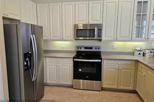 532 NE Canoe Park Cir, Port Saint Lucie, FL 34983 - Photo 3