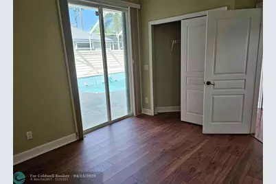 532 NE Canoe Park Cir, Port Saint Lucie, FL 34983 - Photo 7