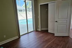 532 NE Canoe Park Cir, Port Saint Lucie, FL 34983 - Photo 7