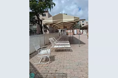 2861  Somerset Dr, Unit #317, Lauderdale Lakes, FL 33311 - Photo 11