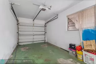 2748 NW 35th Terrace, Lauderdale Lakes, FL 33311 - Photo 5