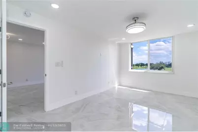8900  Washington Blvd, Unit #418, Pembroke Pines, FL 33025 - Photo 11