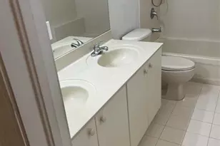 11473 NW 81st Ln, Miami, FL 33178 - Photo 13