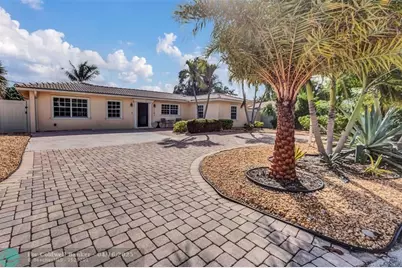 1062 SE 22nd Ave, Pompano Beach, FL 33062 - Photo 1