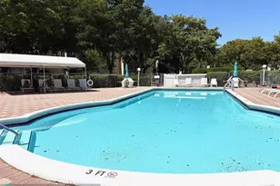 1055 Country Club Dr, Margate, FL 33063 - Photo 35