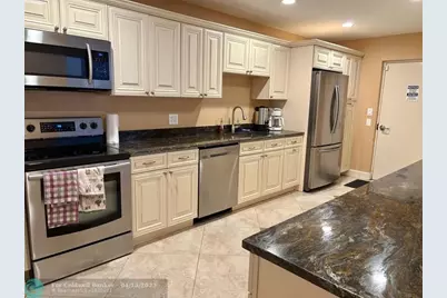 1055  Country Club Dr, Unit #404, Margate, FL 33063 - Photo 49