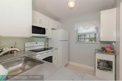 2861 NW 47th Ter, Unit #303, Fort Lauderdale, FL 33313 - Photo 9