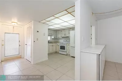 8960 S Hollybrook Blvd, Unit #103, Pembroke Pines, FL 33025 - Photo 11