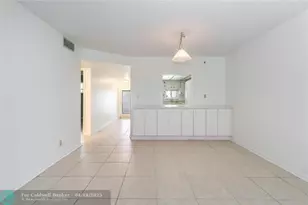 8960 S Hollybrook Blvd, Pembroke Pines, FL 33025 - Photo 9