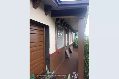 8241 SW 4th Ct, North Lauderdale, FL 33068 - Photo 3