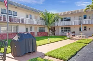 1501 N 12th Ct, Hollywood, FL 33019 - Photo 1