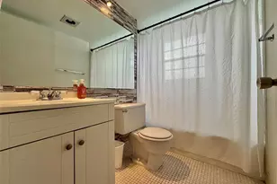 326 Preston H, Boca Raton, FL 33434 - Photo 15